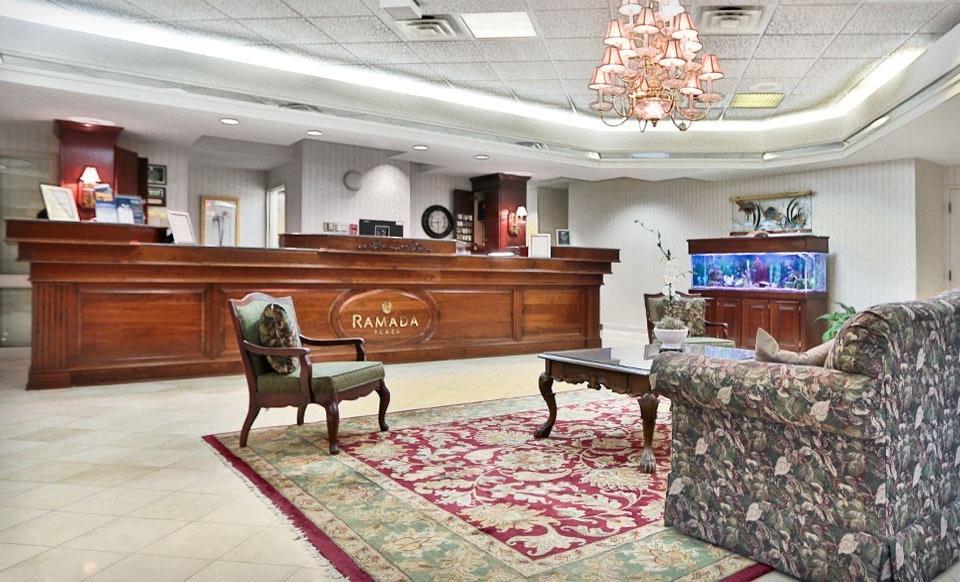 Hotel Ramada Plaza By Wyndham Hagerstown Exteriér fotografie